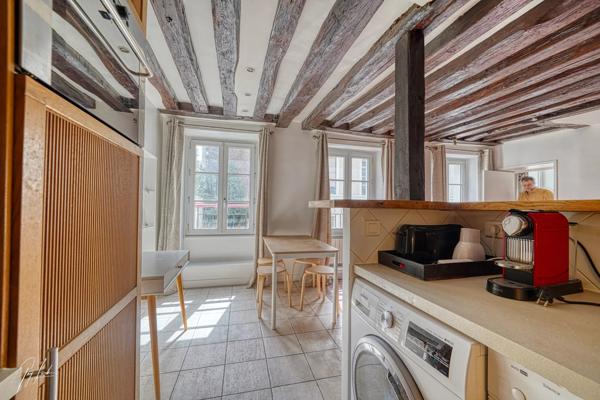 # Appartement – 57m² – Paris 7ème