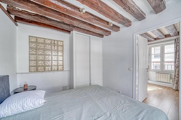 # Appartement – 57m² – Paris 7ème
