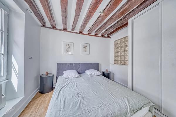 # Appartement – 57m² – Paris 7ème