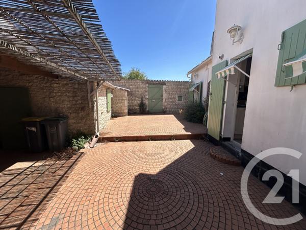 Maison à vendre  4 pièces - 89 m 2   STE MARIE DE RE  - 17