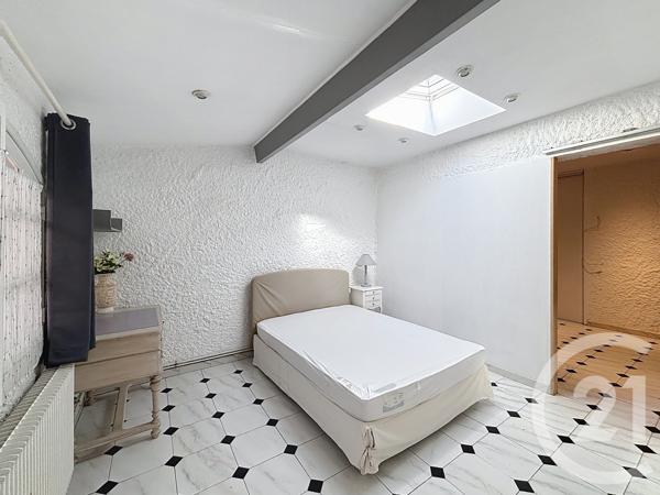Maison à vendre  7 pièces - 145,80 m 2   GRADIGNAN  - 33