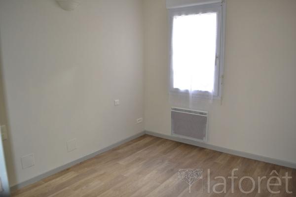 Location appartement Rochefort - 2 pièce(s) - 34 m² - 480 €/mois