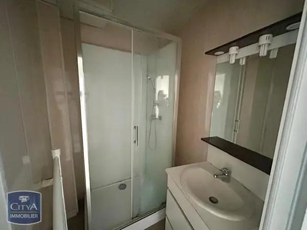 Maison à louer 3 pièces 65.76m² Aulnat (63510)