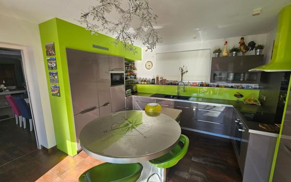 Maison à vendre    6 pièces • 210 m2 Vaux-sur-Mer