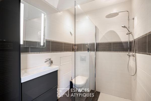 Double hauteur et terrasses en dernier étage à deux pas du Rhône