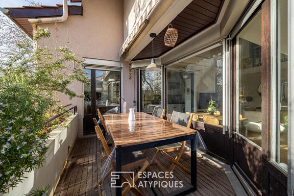 Double hauteur et terrasses en dernier étage à deux pas du Rhône