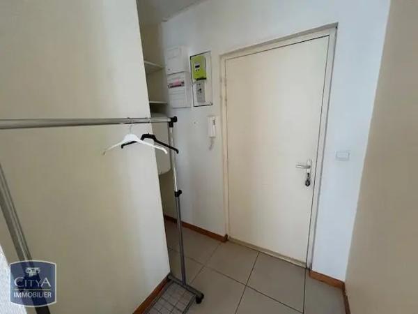 Appartement à louer 1 pièce 22.19m² Saint-Étienne (42000)