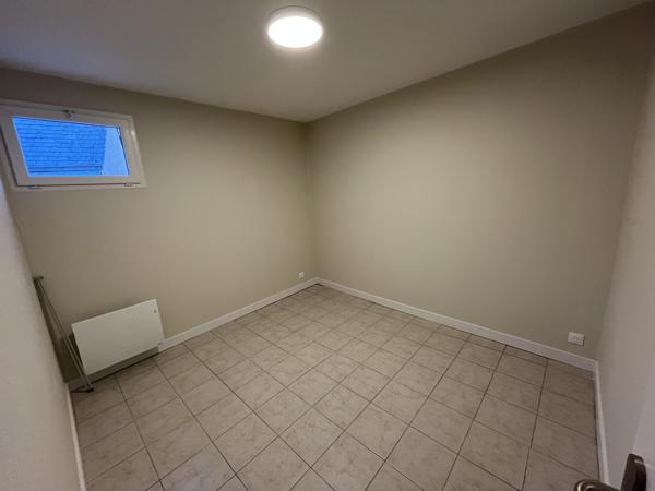 POITIERS CENTRE BEAU TYPE 3 DE 57 M2 RENOVE A NEUF