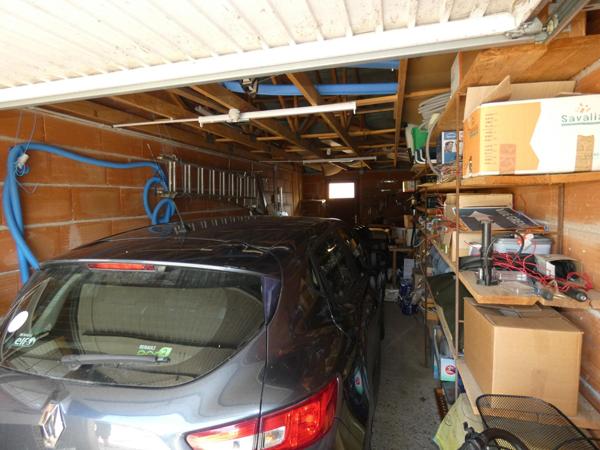 Villa R+1 d'environ 145 m² sur terrain 1190 m²