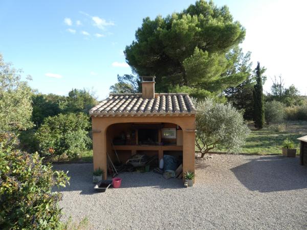 Villa R+1 d'environ 145 m² sur terrain 1190 m²