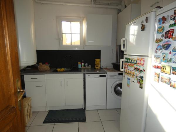 Villa R+1 d'environ 145 m² sur terrain 1190 m²