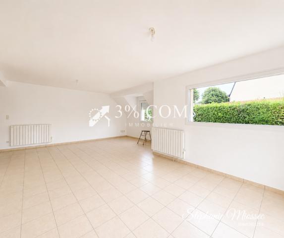 Maison
                                                                                                                                                                                                                                                                                                                        5 pièce(s)                                                                                                                                                                                                          4 chambre(s)                                                                                                                                                                                                          107  m²