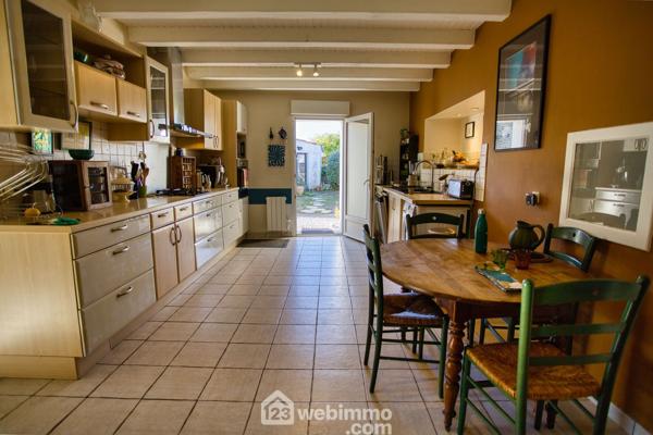 Maison 240 m² à Marsilly 17137