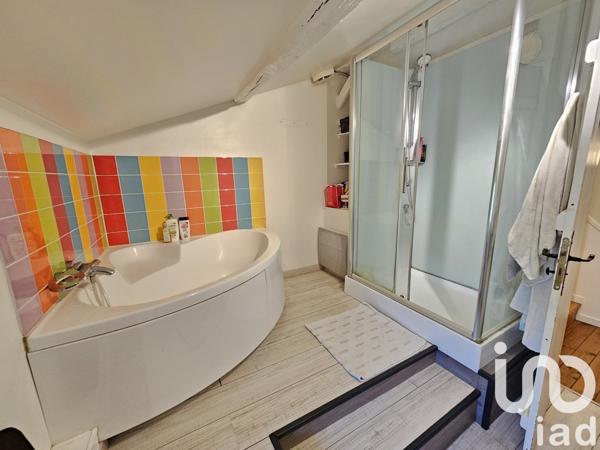 Maison 4 pièces de 92 m² à Montréverd (85260)