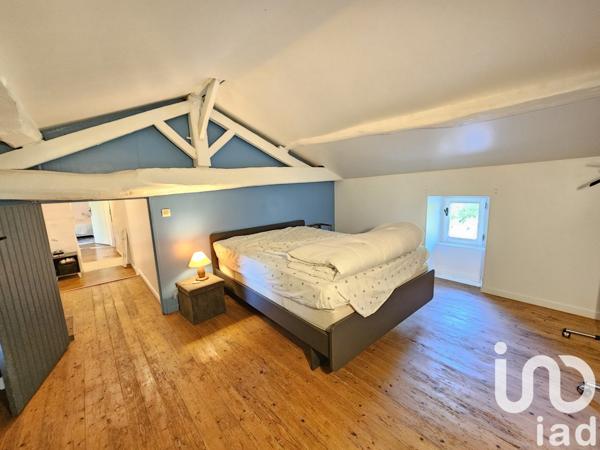 Maison 4 pièces de 92 m² à Montréverd (85260)