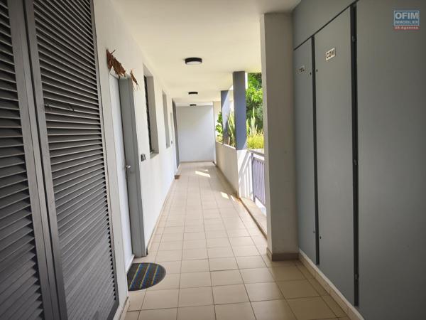 A vendre appartement T3 de 70,60 m2 avec varangue -Résidence récente centre ville de LA POSSESSION