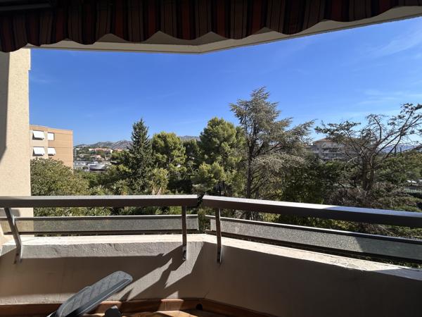 À VENDRE – T3 AVEC TERRASSE, PARKING ET TENNIS – MARSEILLE 12e