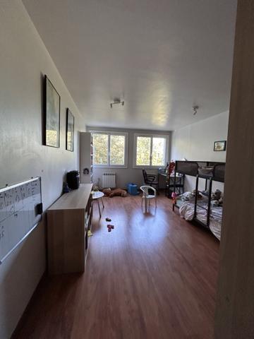 À VENDRE – T3 AVEC TERRASSE, PARKING ET TENNIS – MARSEILLE 12e