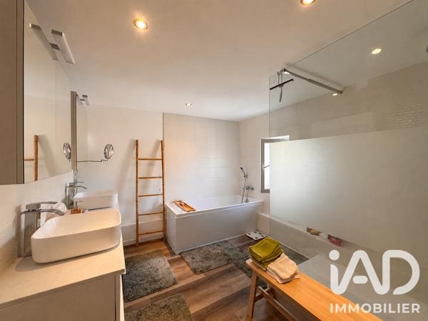 Maison à vendre 5 pièces 146 m² Gallardon
