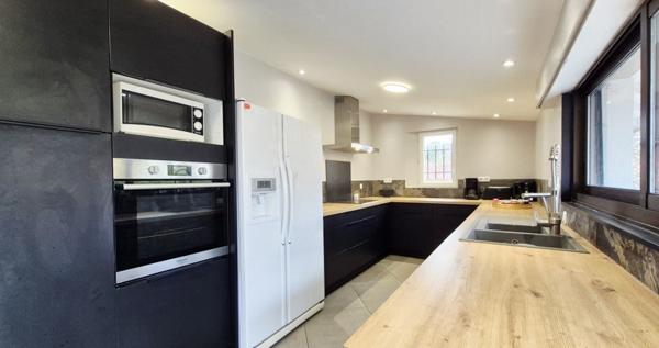 Maison à vendre |                                       Mont-de-Marsan |                                        10 pièces  |  180 m²