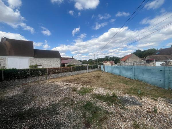 Maison à rénover proche de DOURDAN !