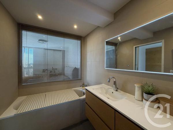 Appartement F3 à vendre  3 pièces - 75,35 m 2   PARIS  - 75015