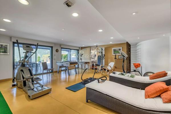 Vente Propriété 12 pièces 452 m2 à Brison-Saint-Innocent