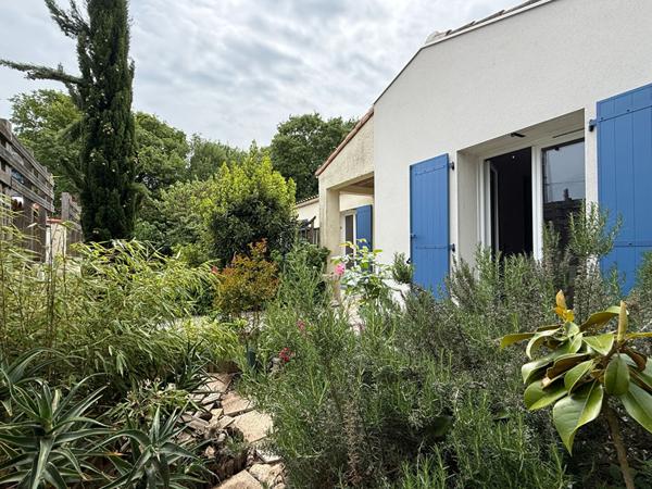 Maison Surgeres 4 pièce(s) 112 m2