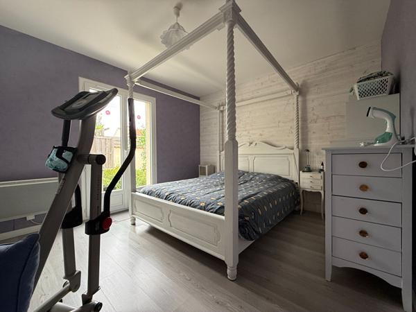 Maison Surgeres 4 pièce(s) 112 m2