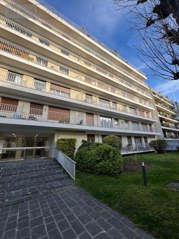 Appartement à vendre à Asnières-sur-Seine dans les Hauts-de-Seine (92600), ref : 92010-1335