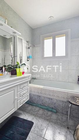 Maison sur sous sol 4 chambres