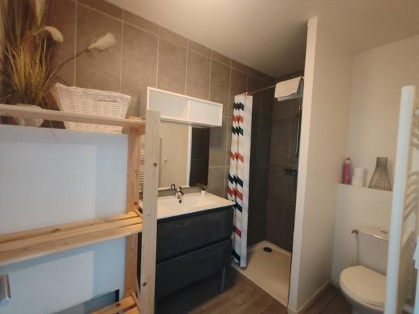 Appartement 127 680 € Nazelles-Négron 2 p 33 m² DPE F
