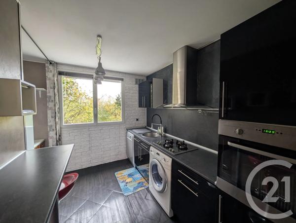 Appartement T4 à vendre  4 pièces - 74,41 m 2   CHATEAUROUX  - 36