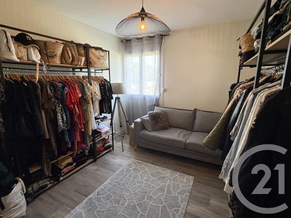 Appartement T4 à vendre  4 pièces - 74,41 m 2   CHATEAUROUX  - 36