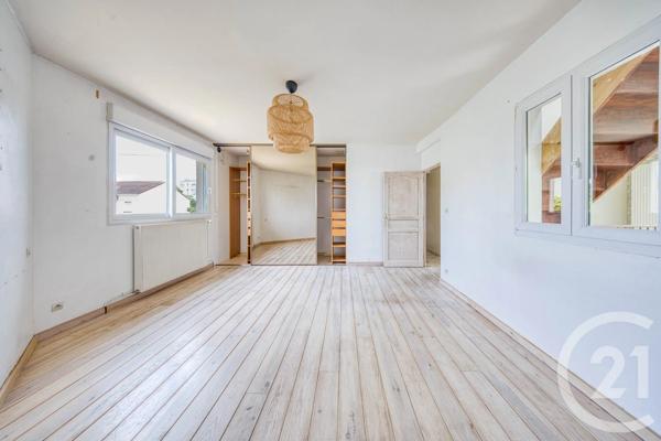 Maison à vendre  5 pièces - 153,71 m 2   VIGNEUX SUR SEINE  - 91