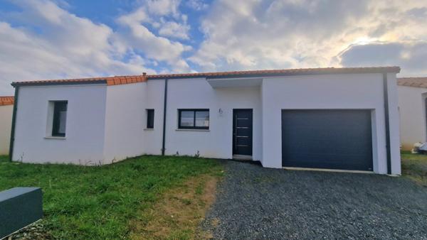 Maison à Montrevault-sur-Èvre, 49600 - 4 pièces 83m²
