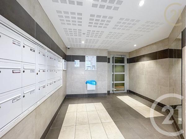 Appartement F2 à vendre  2 pièces - 52,55 m 2   ST FARGEAU PONTHIERRY  - 77