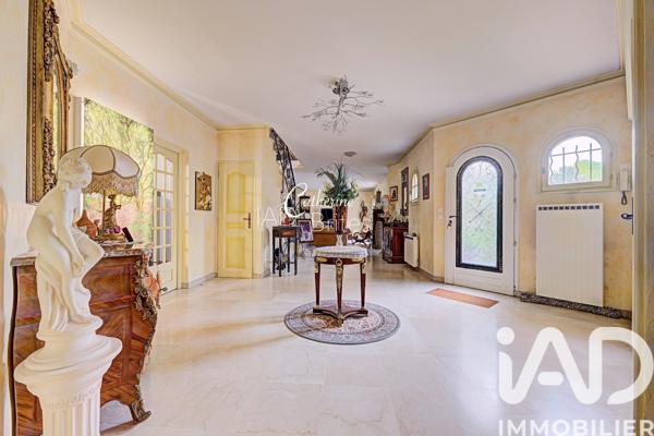 Maison à vendre 7 pièces 297 m² Claye-Souilly