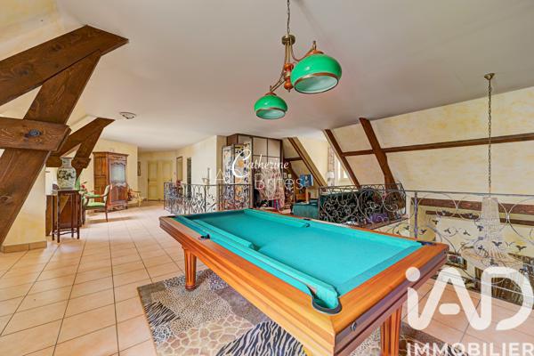 Maison à vendre 7 pièces 297 m² Claye-Souilly