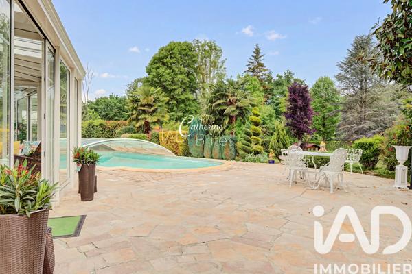 Maison à vendre 7 pièces 297 m² Claye-Souilly