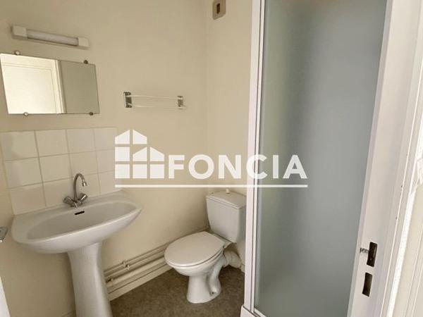 Location Studio 24.5 m² - 93-99 RUE CHARLES LEGENDRE Limoges 87000