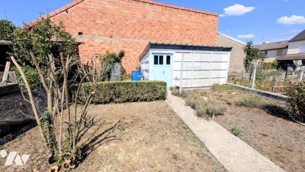 CUSSET PR COMMODITES VILLA T4 de 88m² hab avec Jardin et Garage