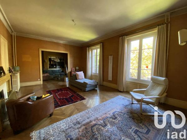 Maison à vendre 11 pièces 240 m² Saint-Chamond