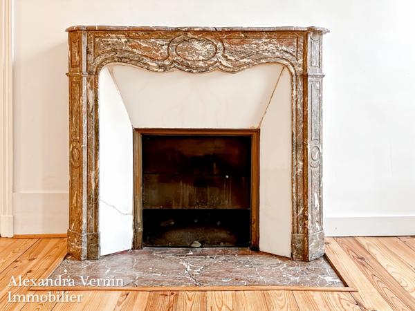 Appartement deux chambres refait à neuf centre ville