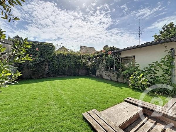 Maison à vendre  5 pièces - 112,30 m 2   SOTTEVILLE LES ROUEN  - 76