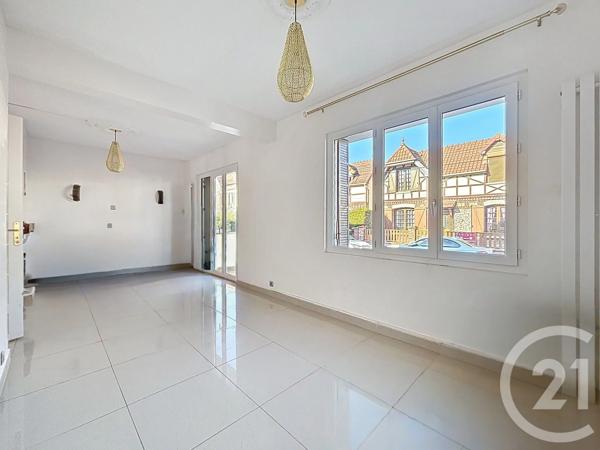 Maison à vendre  5 pièces - 112,30 m 2   SOTTEVILLE LES ROUEN  - 76