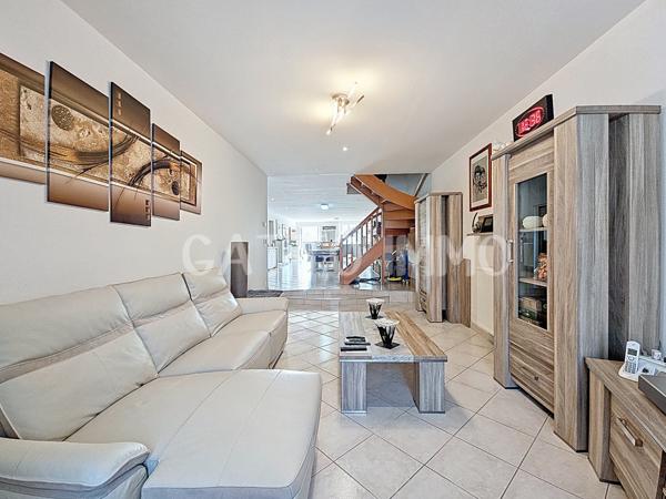 Delme (57590) Maison de 260 m² // Terrain de 452 m² // 4 chambres // DPE C // Terrasse // Jardin