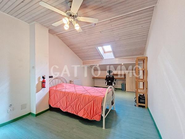 Delme (57590) Maison de 260 m² // Terrain de 452 m² // 4 chambres // DPE C // Terrasse // Jardin