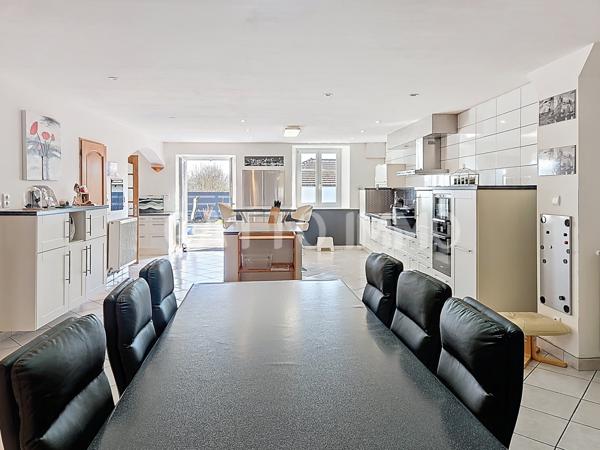 Delme (57590) Maison de 260 m² // Terrain de 452 m² // 4 chambres // DPE C // Terrasse // Jardin