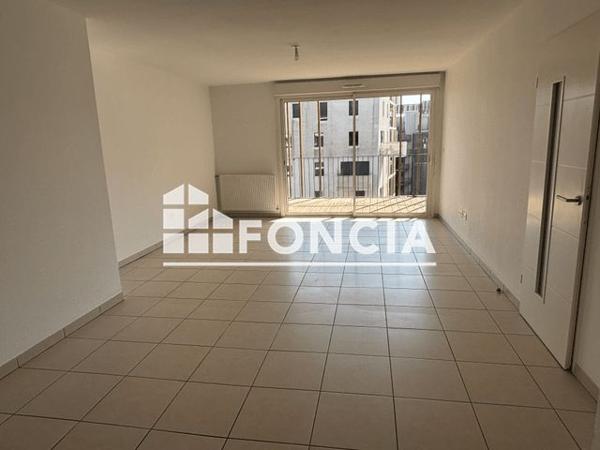Location Appartement 3 pièces 63.3 m² - 31 BIS ET 33 BIS BD ANDRE NETWILLER Toulouse 31200